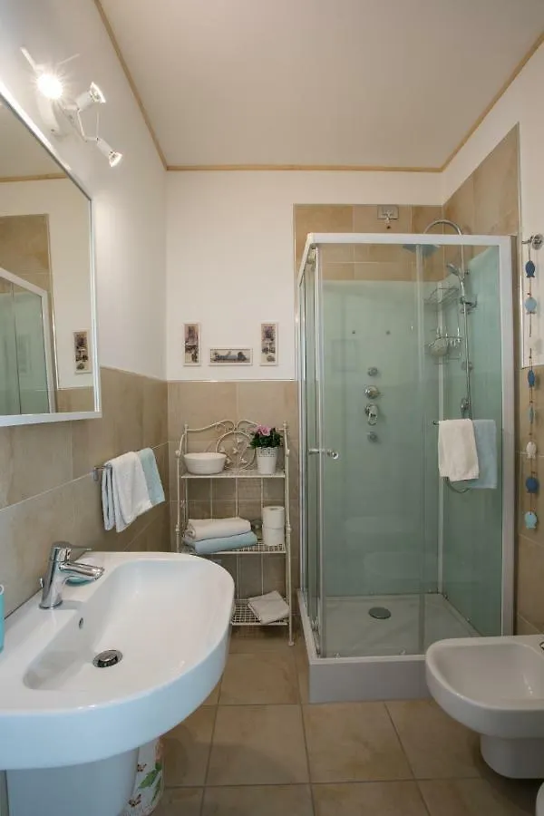 Bio B&B Vivere La Vita Polpenazze del Garda Bed & Breakfast