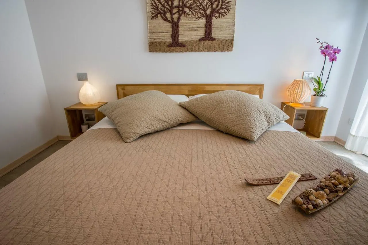 Bed & Breakfast Bio B&B Vivere La Vita Polpenazze del Garda Italy